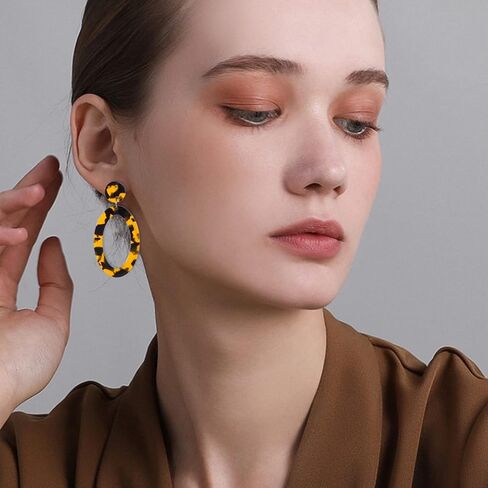 Lightweight Colourful Acrylic Geometry Circle Drop Dangle Earrings Bohemian Resin Tortoise Shell Hoop Earrings Mottled Statement Stud Earrings For Women Girls Fashion Jewelry in Kuwait