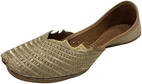 Women's Punjabi Jutti for Ethnic Shoes Soft Mojari Traditional Indian Jooti Leather Sandles Handmade Juti in Kuwait