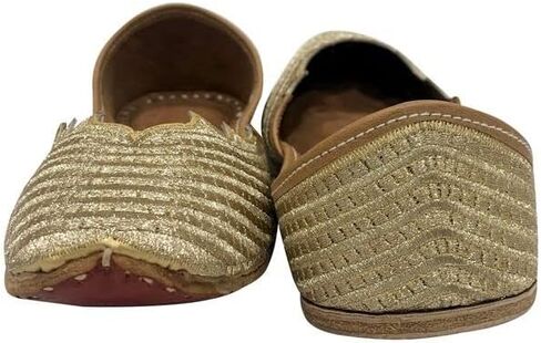 Women's Punjabi Jutti for Ethnic Shoes Soft Mojari Traditional Indian Jooti Leather Sandles Handmade Juti in Kuwait
