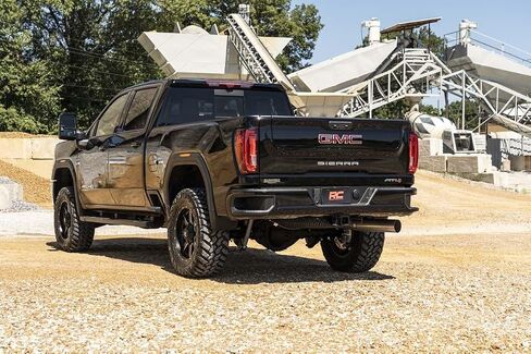 Rough Country 3" Lift Kit for 20-24 Chevy Silverado/GMC Sierra 2500 HD - 95830 in Saudi Arabia