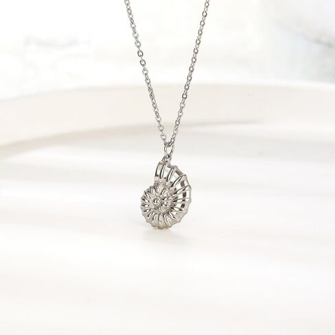 Stainless Steel 18K Gold Plated Conch Pearl Necklace Women,Ocean Jewelry Necklace Birthday Gifts for Women Girls in Saudi Arabia