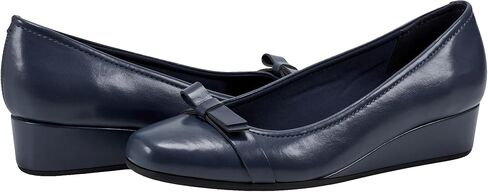 Easy Spirit Women's Gerta3 Pump in Saudi Arabia