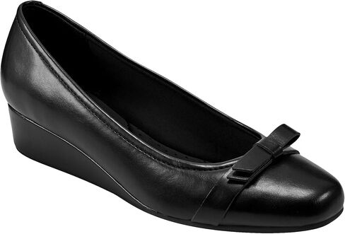 Easy Spirit Women's Gerta3 Pump in Saudi Arabia
