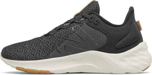 حذاء رياضي نسائي جديد من الفوم Roav V2 من New Balance in Kuwait