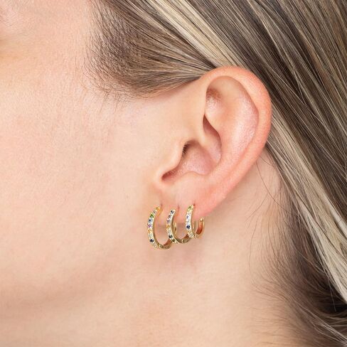 Gold Hoops Earrings in Saudi Arabia