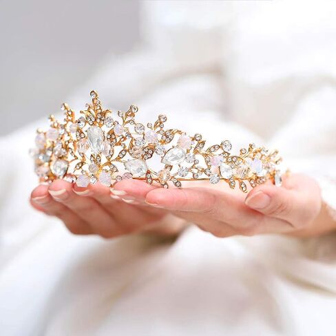 عصابات رأس حريمي من حجر الراين وتاج الزفاف من Victray Bride in Kuwait