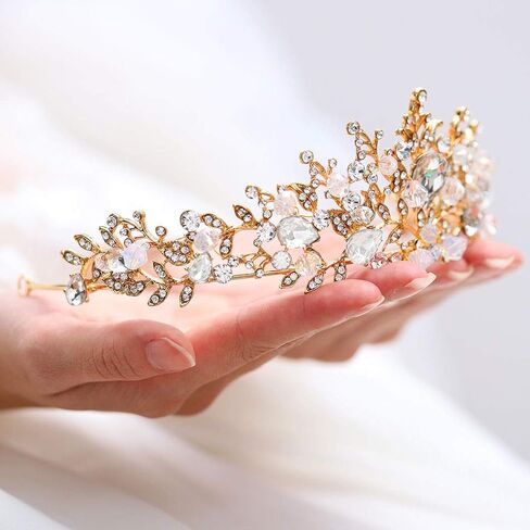 عصابات رأس حريمي من حجر الراين وتاج الزفاف من Victray Bride in Kuwait