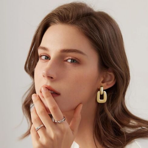 مجموعة أقراط دائرية ذهبية للنساء والفتيات، مجموعة متعددة من أقراط اللؤلؤ، أقراط متدلية أنيقة على شكل قطرة أقراط بوهو مناسبة كهدية لحفلات أعياد الميلاد in Kuwait