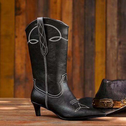 أحذية رعاة البقر الغربية من ويت كيس للنساء أحذية راعية البقر للنساء أحذية مطرزة لمنتصف الساق مع كعب قطط قصير ومقدمة مدببة in Kuwait