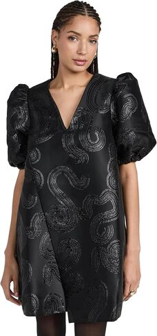 Women's Brethel Dress in Saudi Arabia