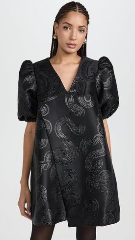Women's Brethel Dress in Saudi Arabia