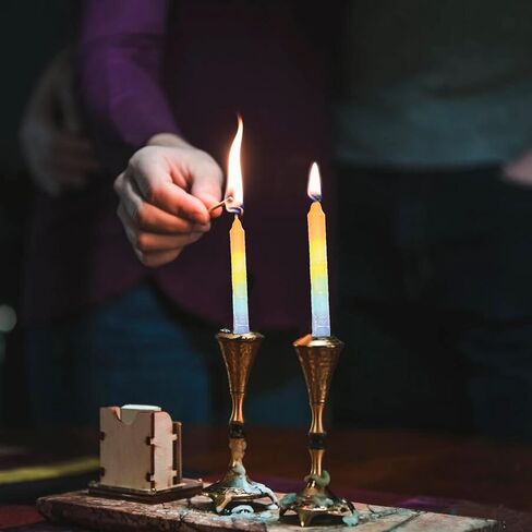 مجموعة هدايا ماجستيك 12 شموع شابات - (SHC2) | شموع شابوس التقليدية المصنوعة يدويًا بدون قطرات مقاس 5.5 بوصة | شمع عالي الجودة | يناسب حاملات الشموع القياسية (المزيج الأبيض) in Kuwait