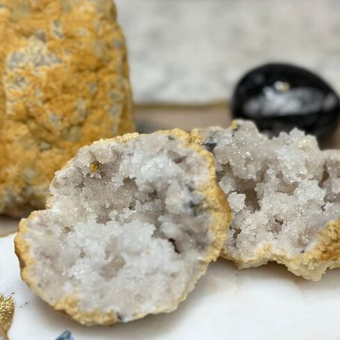 Break Your Own Geodes! BOX SET WITH HAMMER | Raw, Uncut Crystal Geode Specimens | MEDIUM Size | Sparkly White Crystal Geodes (8) in Saudi Arabia