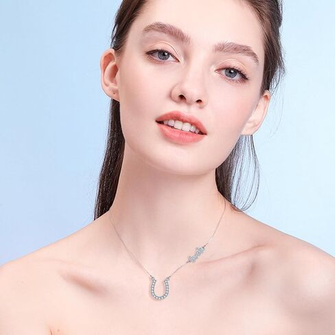 Lucky Horseshoe Necklace Sterling Silver Four Leaf Clover Pendent Jewelry Gifts for Women Girls in Saudi Arabia