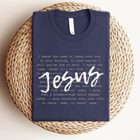 الحب في الإيمان | أنا أتكلم اسم يسوع كم قصير | قمصان مسيحية مطبوعة برسوم جرافيك | الملابس المبنية على الإيمان | هدايا عيد الفصح in Kuwait