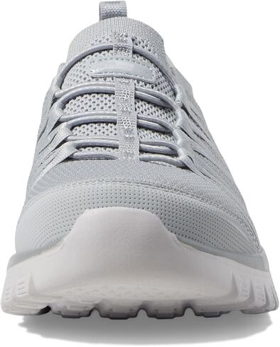 حذاء رياضي نسائي من Skechers بتصميم رشيق وناعم in Kuwait