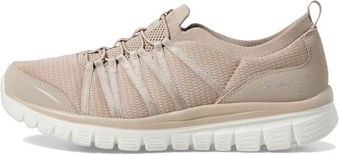 حذاء رياضي نسائي من Skechers بتصميم رشيق وناعم in Kuwait
