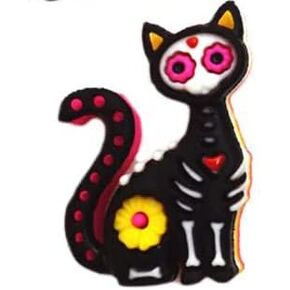 Spirit Cat Buttons by Dress it Up Buttons and Embellishments - Dia de los Muertos - Day of The Dead - 6 Pieces