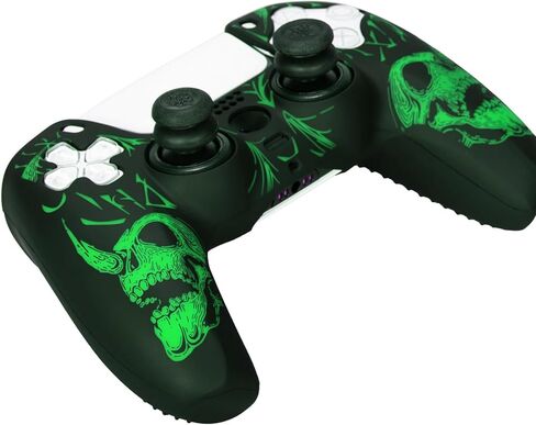 غلاف سيليكون منحوت بالليزر لوحدة تحكم PS5 × 1 (جماجم خضراء) مع مقابض إبهام حصرية × 8 in Kuwait