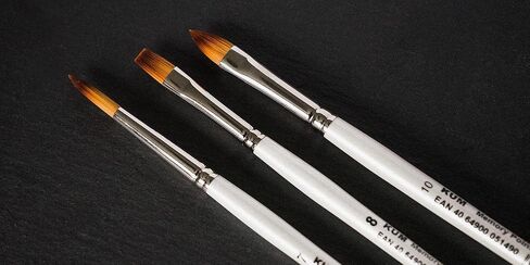 فرشاة Kum 511.56.11 رقم 18 ذات نقطة الذاكرة مع طرف مسطح in Kuwait