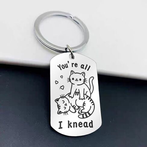 MUAMAX Cat Keychain for WomenCat Key Chain Stainless Steel Keyring Gifts for Mom Daughter's Birthday Mother's Day Valentine's Day Christmas Gifts in Kuwait