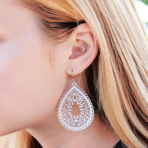 Scalloped Filigree Lace Teardrop Cutout Dangle Earrings on Hypoallergenic Titanium Hooks (Beige) in Saudi Arabia
