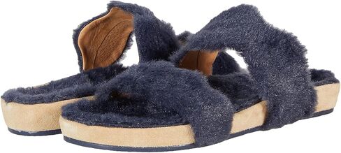 Jack Rogers Lauren Comfort Cozy in Saudi Arabia