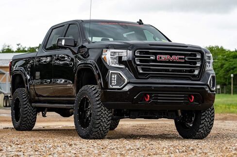 مجموعة رفع فيرتكس مقاس 4 بوصات من Rough Country لـ 19-24 Chevy/GMC 1500 Trailboss/AT4-27550 in Saudi Arabia