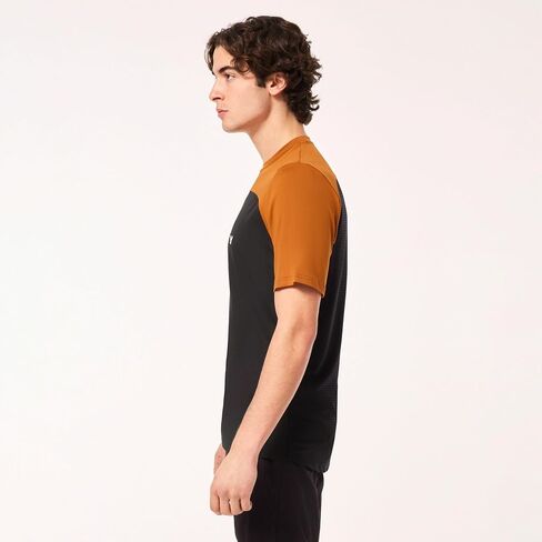 Oakley Free Ride Recycled Long Sleeve Jersey Tee in Saudi Arabia