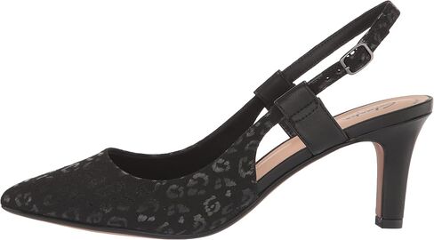 Clarks Women's Illeana Sky Pump in Saudi Arabia