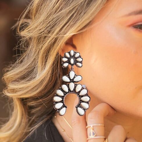 حلق كبير على الطراز الغربي الابيض من نيفيا، اقراط متدلية على شكل زهرة الاسكواش على شكل حدوة حصان متدلية بوهيميان بلون نحاسي اصلي بطول 3 انش، حجر طبيعي، حجر, حجر طبيعي, حجر in Kuwait