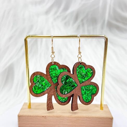 St. Patrick's Day Earrings Wooden Glitter Irish Shamrock Green Clover Dangle Earrings Sparkle Cute Good Lucky For Women Girls Jewelry Gift in Saudi Arabia