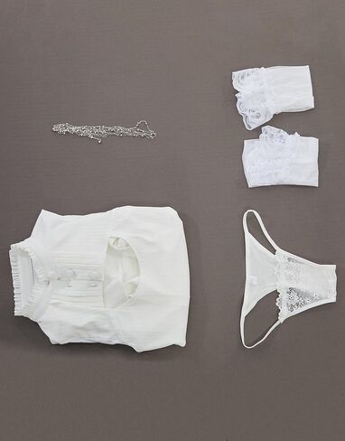 المرأة أنيمي تأثيري اللباس انقطاع عالية الشق اللباس وثونغ مع جوارب سلسلة الصدر in Kuwait