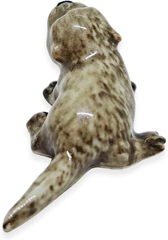 تماثيل قضاعة البحر باللون الرمادي بطول ½ بوصة - فخار فني صغير على شكل حيوانات قابل للجمع - بيت دمية مصغر وديكور طاولة بورسلين طبق الأصل مثالي للهدايا والتذكارات in Kuwait