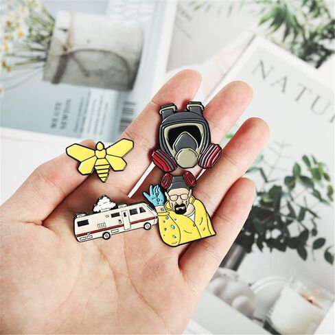 Enamel Pin Set Creative Lovely Brooch Pins Enamel Lapel Pin Lettering Pins Lapel Badge in Kuwait