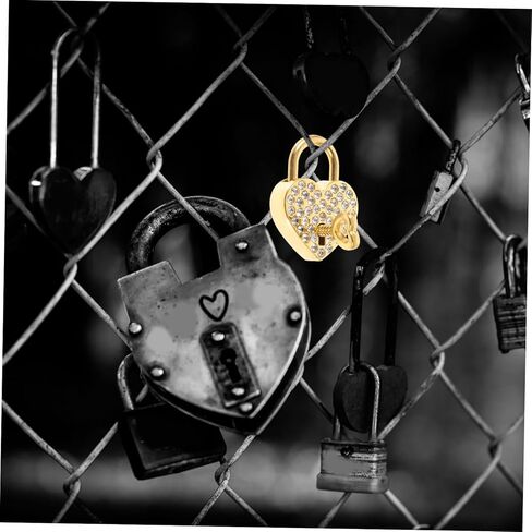 قطعتان من أحجار الراين الذهبية على شكل قلب قفل معدني صغير بمفتاح أقفال أمان قفل من أحجار الراين على شكل قلب تذكار على شكل قلب قفل أمان البنك سبيكة مع مفتاح in Kuwait