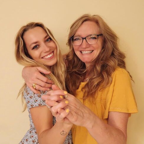 أساور STORYJEWELLERY للأم والابنة، سوار أنبوبي للأم والابنة، هدايا الابنة من الأم، هدايا الأم والابنة، هدايا عيد الميلاد للأم والابنة، مطلي S925 بالذهب عيار 18 قيراط in Kuwait