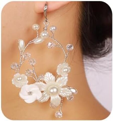 زهرة بيضاء اللؤلؤ أقراط الثريا الفضة مطلي اليدوية تتدلى الأقراط الفضية الثريا تتدلى أقراط مجوهرات الزفاف للنساء الفتيات in Kuwait