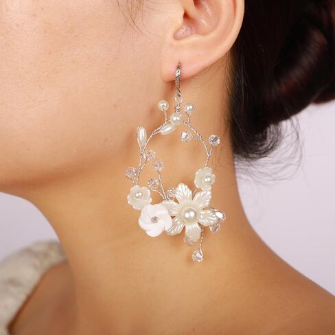 زهرة بيضاء اللؤلؤ أقراط الثريا الفضة مطلي اليدوية تتدلى الأقراط الفضية الثريا تتدلى أقراط مجوهرات الزفاف للنساء الفتيات in Kuwait