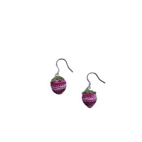 Crochet avocado Handmade Earrings Knitted earring for women girls with 925 sterling silver plated Cute Statement Jewelry,crochet earring crochet pattern