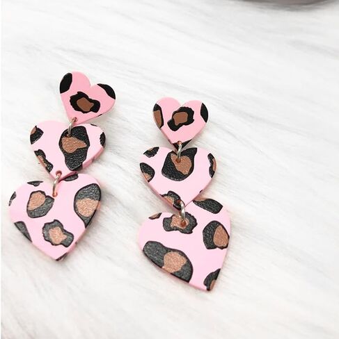 Love Heart Leopard Earrings Unique Pink Acrylic Cute Three Love Heart Dangle Drop Earrings Statement For Women Teen Girls Fashion Unique Christmas Valentine’S Day Jewelry Gift in Saudi Arabia