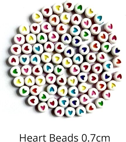 سبعة أساور على شكل قلب الصداقة للنساء، حبة صغيرة. سلك خيط قابل للتعديل، صناعة يدوية. عيد المرأة والأم. هدية خاصة لعيد الحب أو عيد الميلاد. in Kuwait