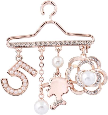 المرأة سيدة شعار بروش دبوس تقليد اللؤلؤ حجر الراين كريستال محظوظ رقم 5 بروش in Kuwait