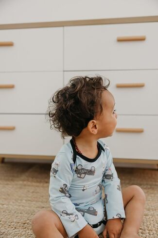 Copper Pearl Long Sleeve Bodysuit - 6-12m Leo in Saudi Arabia