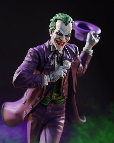 McFarlane Toys - DC Direct The Joker by Alex Ross (The Joker Purple Craze) 1:10 Scale Resin Statue in Saudi Arabia