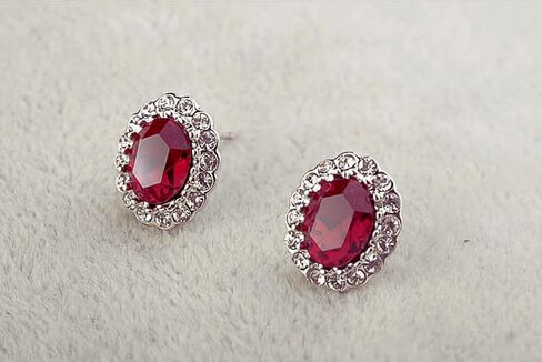 Gold Plated Oval Shaped Swarovski Elements Crystal with Clear Cubic Zirconia Stud Earrings Fashion Jewelry for Women in Saudi Arabia