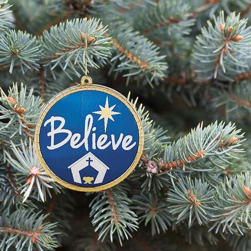 زينة عيد الميلاد الزجاجية المستديرة من Believe، مقاس 2 3/4 بوصة، in Saudi Arabia