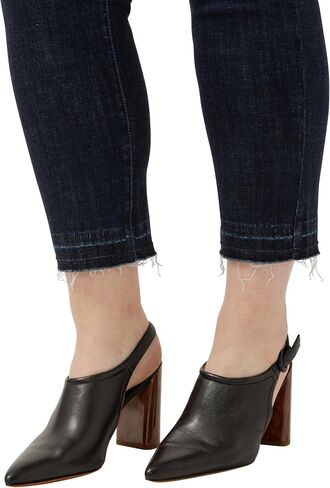 JAG Jeans Women's Plus Size Carter Mid Rise Girlfriend Jeans in Saudi Arabia