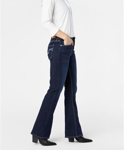 Signature by Levi Strauss & Co. بنطلون جينز نسائي من Gold Label (قياسي وبلاس) in Kuwait