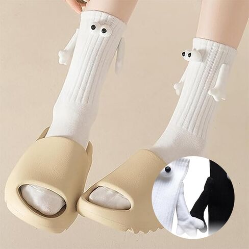 4 قطع من الجوارب للزوجين، جوارب متوسطة الأنبوب، جوارب دمية مغناطيسية ثلاثية الأبعاد in Kuwait